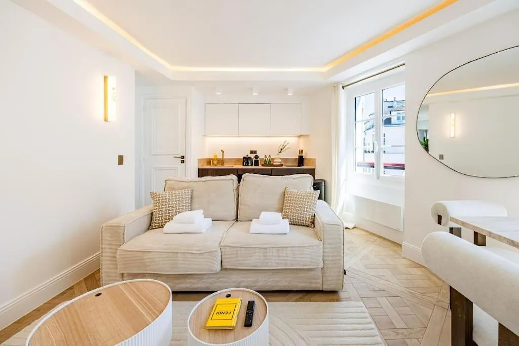 Apartment 1bedroom Sacree Coeur Place Du Tertre Montmartre